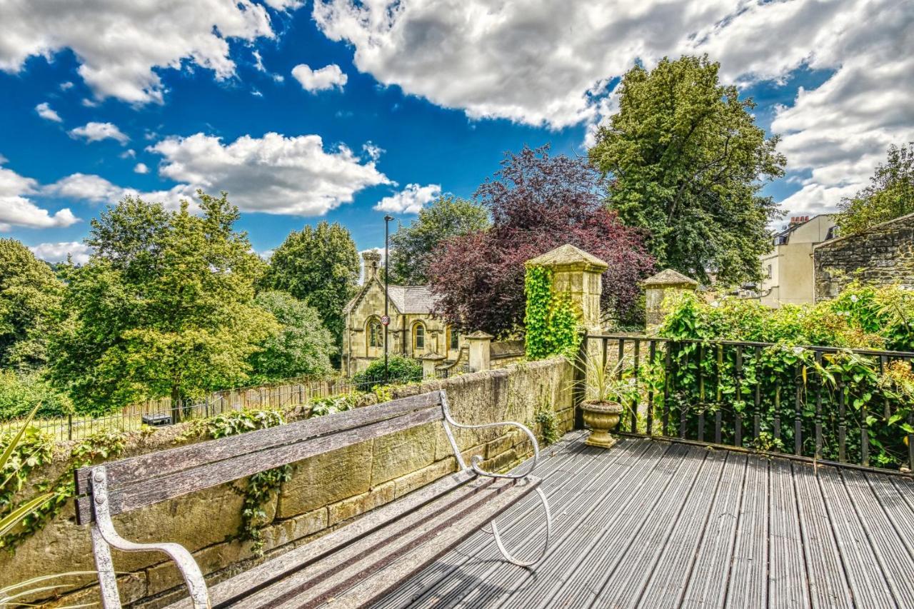 2 Bedroom Apartment In Bath City Centre With Garden & Free Parking Kültér fotó